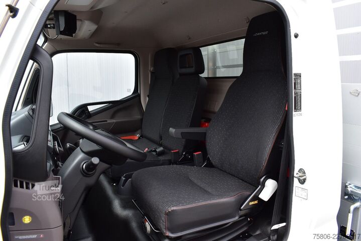 Pick-up kombi FUSO eCanter 4C15e 3Sitze Pritsche