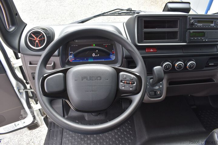 Pick-up kombi FUSO eCanter 4C15e 3Sitze Pritsche