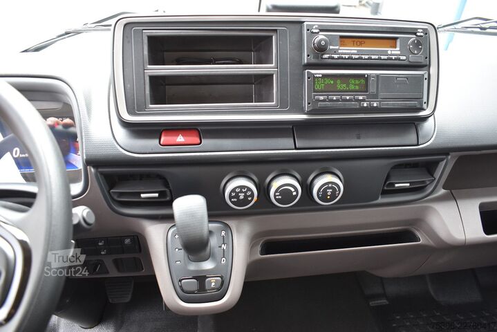 Pick-up kombi FUSO eCanter 4C15e 3Sitze Pritsche