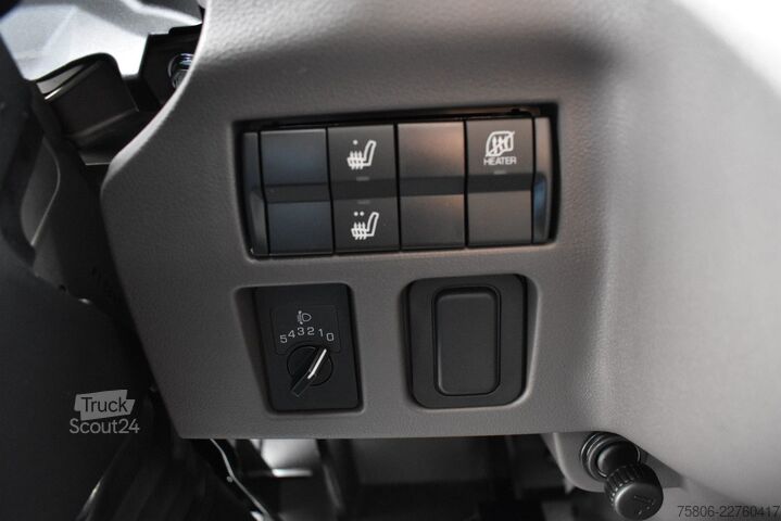 Pick-up kombi FUSO eCanter 4C15e 3Sitze Pritsche
