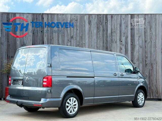 Slēgtais furgons VW T6 Transporter 2.0 TDI 2x Schiebetür AHK Tempom.