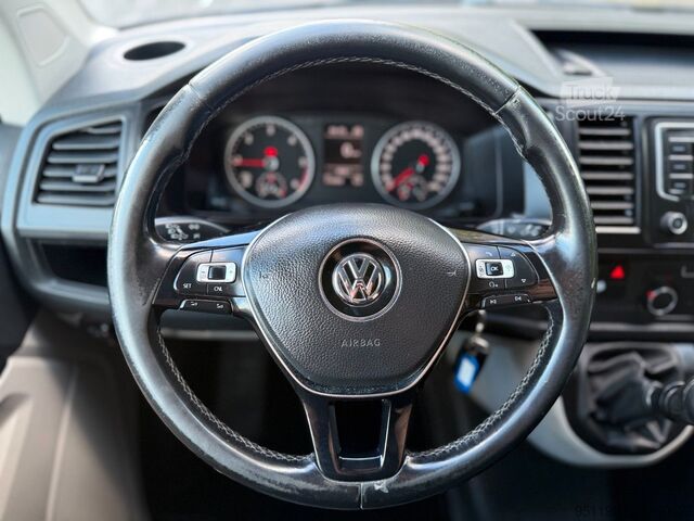Slēgtais furgons VW T6 Transporter 2.0 TDI 2x Schiebetür AHK Tempom.
