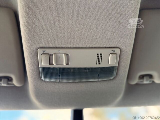 Slēgtais furgons VW T6 Transporter 2.0 TDI 2x Schiebetür AHK Tempom.