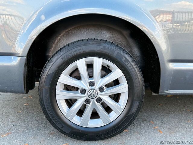 Slēgtais furgons VW T6 Transporter 2.0 TDI 2x Schiebetür AHK Tempom.
