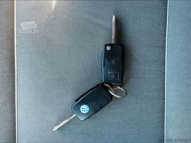 Kastenwagen Wohnmobil / Campervan VW T5 Multivan 1.9 TDI Aufstelldach Klima Navi AHK