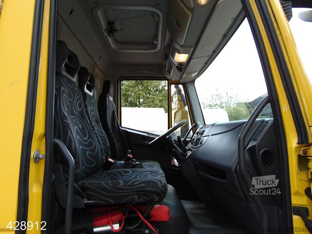Kutu kamyonu IVECO EuroCargo ML 120 E 28 LBW-AHK-COC