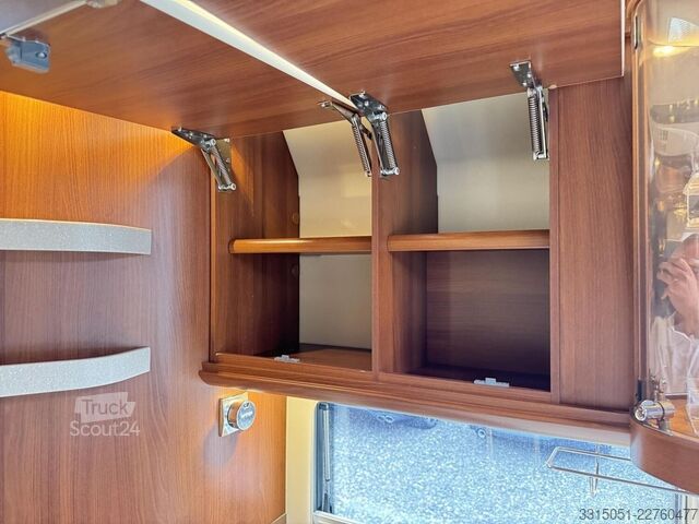 Camping-car intégral CARTHAGO chic s-plus I 52 Alde+Hubstützen+Klima+Solar+Sat