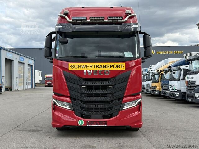 Стандартний тягач IVECO S WAY570*Klima*Retarder*verstellbare Sattelkuppl