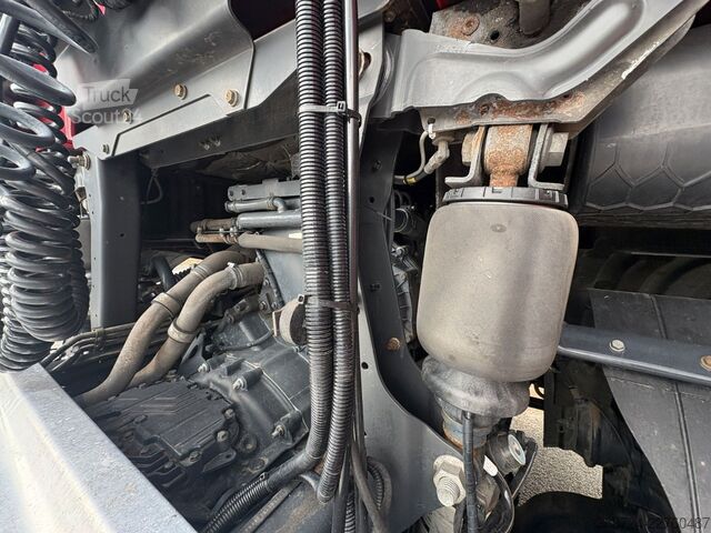 Стандартний тягач IVECO S WAY570*Klima*Retarder*verstellbare Sattelkuppl