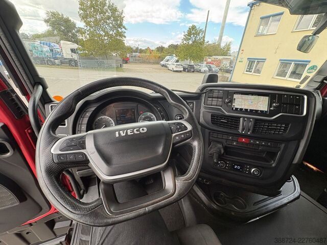Стандартний тягач IVECO S WAY570*Klima*Retarder*verstellbare Sattelkuppl