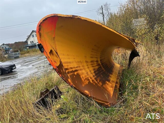 Gmill HDA 265 ploeg.  Gmill HDA 265 plow.