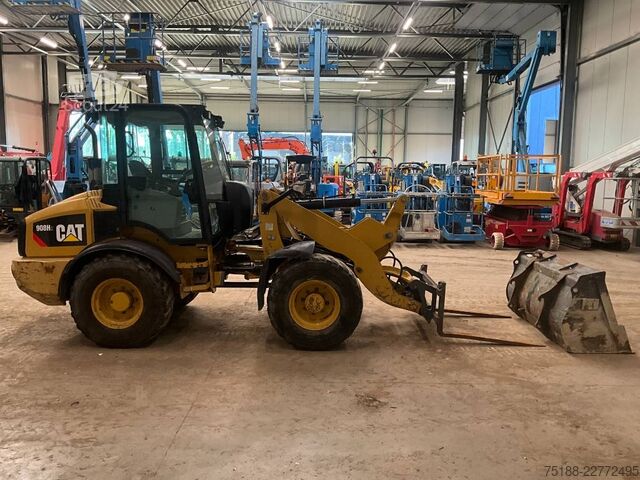 Yükleyici Caterpillar 908 H