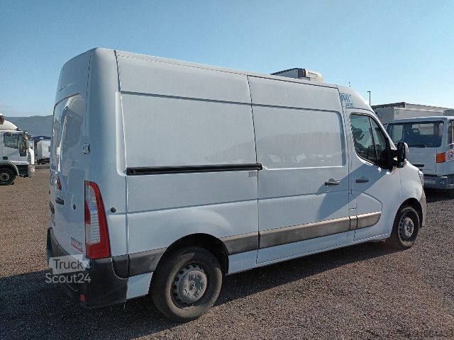 Camion refrigerato Renault Mod. Vers. Master T33