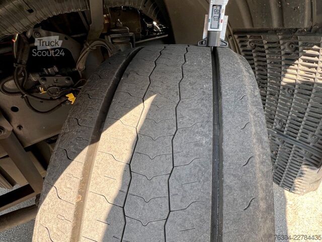 Objemový tahač DAF XG 480 FT LD