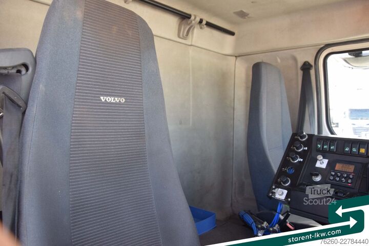 Kehrmaschine VOLVO FL 240 Lorenz Kehrmaschine Hochdruckreiniger