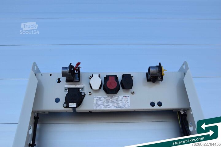 Semirimorchio furgonato SCHMITZ CARGOBULL Doppelstock Liftachse Zurrleisten LED MIETE