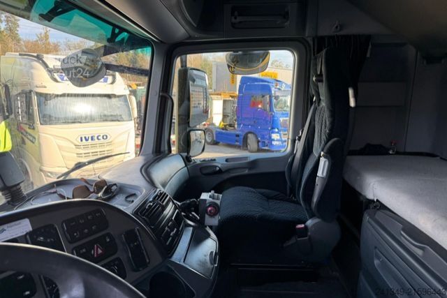 Skříňová dodávka MERCEDES-BENZ Actros 1841 4x2