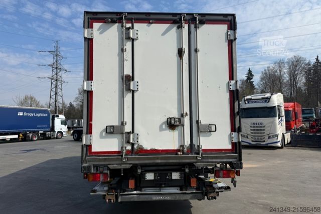 Samochód ciężarowy typu furgon MERCEDES-BENZ Atego 1224 4x2 Carrier Supra 950 -30°C