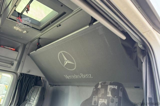 Refrigerated truck MERCEDES-BENZ Actros 2544 6x2 Thermoking TS-300