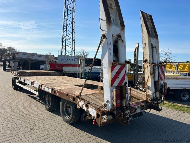 Low loader trailer LANGENDORF TUE 24/100-3 3-Achser Tieflader