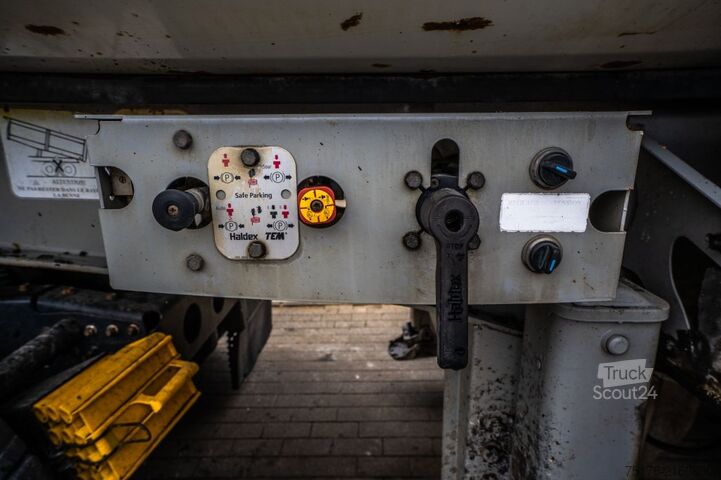 Kipper TECNOKAR TECNOKAR T3P -HARDOX 26m3+BACHE