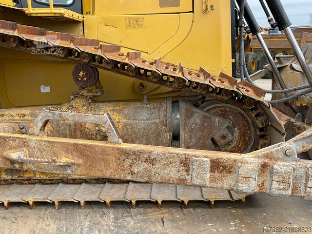 Máquina de nivelamento Caterpillar D6T LGP