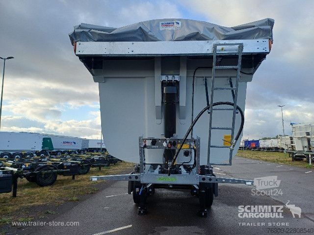 Tippsemi Schmitz Cargobull Kipper Stahlrundmulde 28m³