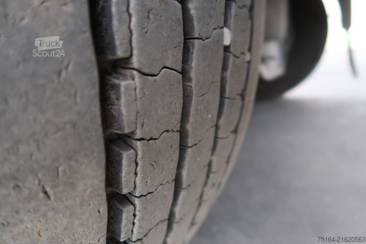 Sklápač MAN TGS 35.400 8x2 BL Nachlauflenkachse