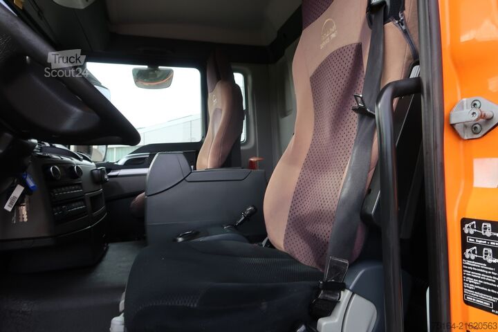 Sklápač MAN TGS 35.400 8x2 BL Nachlauflenkachse