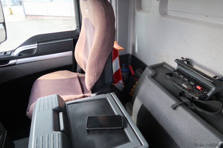 Sklápač MAN TGS 35.400 8x2 BL Nachlauflenkachse