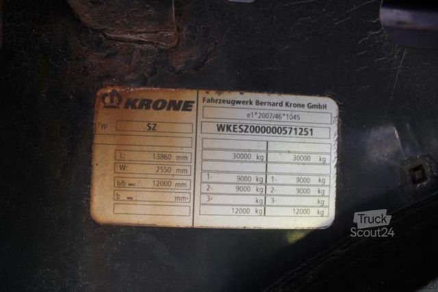 Semirimorchio furgonato KRONE SZ - Rolltor - Alu-Räder Nr.: 251