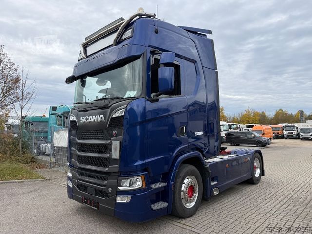 Tracteur routier standard SCANIA 770S V8/Leder/Hydraulik/Vollluft/Alu/Standklima
