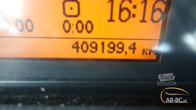 Bus VOLVO UNVI SIGHTSEEING 65 Sitze EURO 5 (2 Stuck)