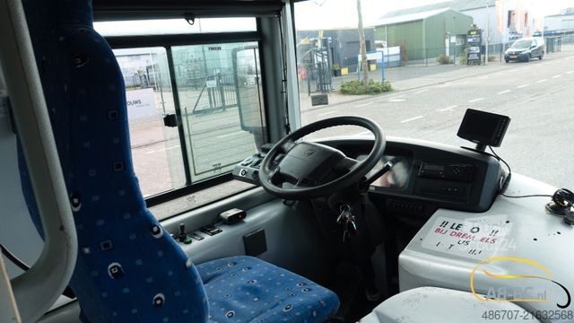 Bus VOLVO UNVI SIGHTSEEING 65 Sitze EURO 5 (2 Stuck)