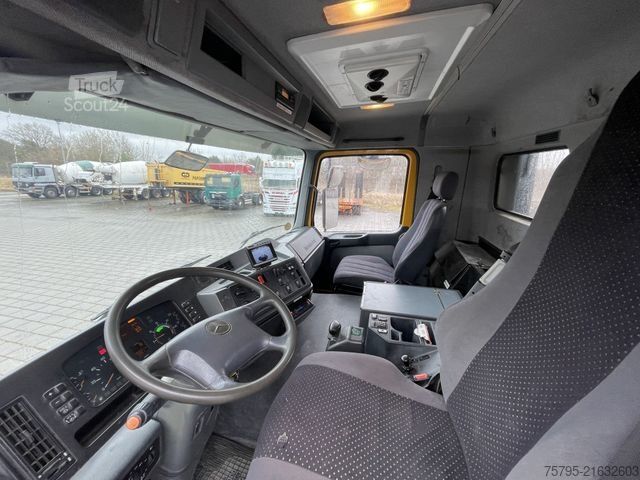 Lastbil med flak MERCEDES-BENZ Actros 3343 MP1 6x4 Pritsche Kran HMF 20.00 20m/