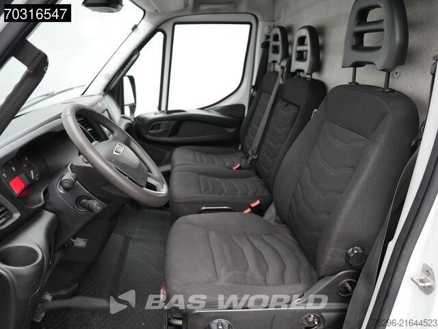 Bestelauto Iveco Daily 35S13 Automaat L2H2 3,5t Trekhaak Airco C...