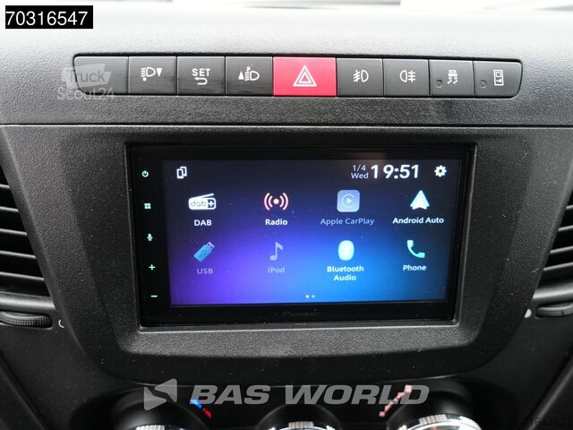 Bestelauto Iveco Daily 35S13 Automaat L2H2 3,5t Trekhaak Airco C...