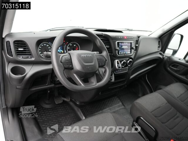 Bestelauto Iveco Daily 35S16 Automaat L3H2 Airco Camera Parkeers...