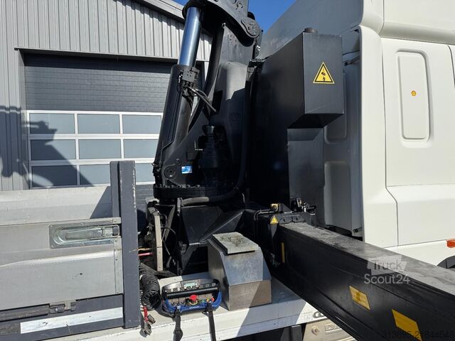 Standart-SZM DAF CF85-460 FAS 6x2 Trekker / Bakwagen, HMF Odin 6...