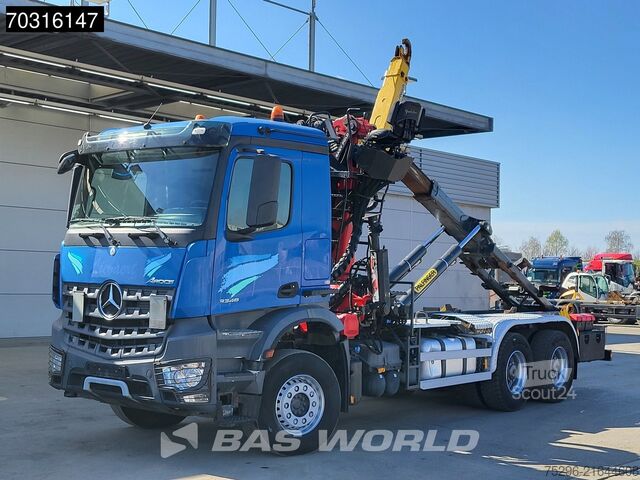 Containertransport (haakarmsysteem) Mercedes Arocs 3348 6X4 Palfinger Epsilon M120Z79TR Cran...