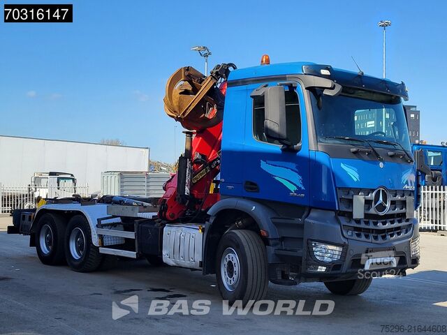 Containertransport (haakarmsysteem) Mercedes Arocs 3348 6X4 Palfinger Epsilon M120Z79TR Cran...