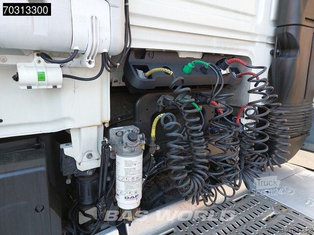 Volumetrekker DAF XF 480 4X2 Camshaft problem! SC Mega 2xTanks