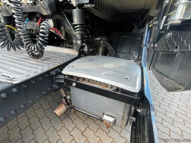 Standardowy ciągnik siodłowy DAF XG 480 FT BL Retarder Standheizung vollverspoil.