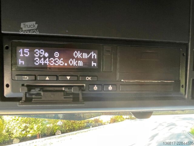 Standardowy ciągnik siodłowy DAF XG 480 FT BL Retarder Standheizung vollverspoil.