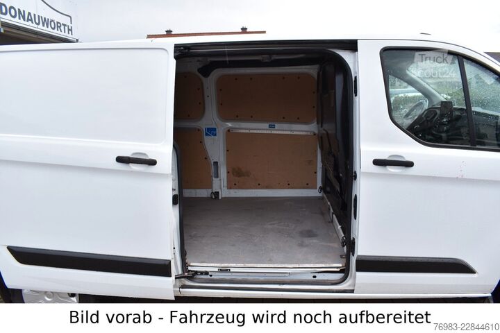 Panelová dodávka FORD Transit Custom 2,0 EcoBlue Kasten 300 L2H1 Trend