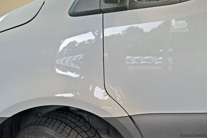 Panelová dodávka MERCEDES-BENZ Sprinter 317 CDI/43 LR Maxi Automatik Klima Navi