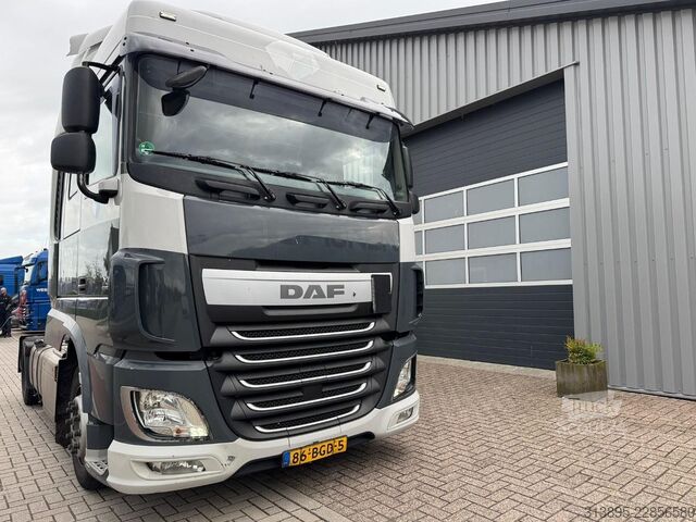 Štandard-SZM DAF XF 440 Space 4x2, Steel- / Airsuspension