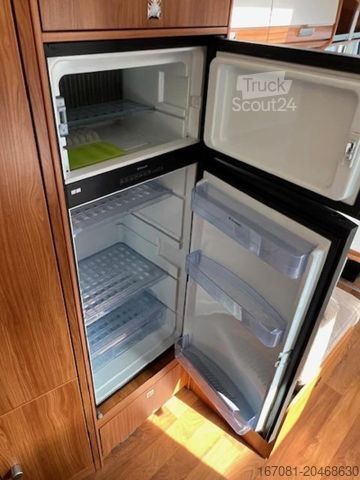 Halvintegrerad husbil DETHLEFFS Advantage T 6701 Top Zustand