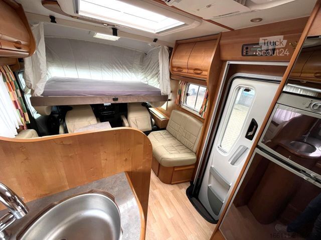 Integrirani avtodom RAPIDO 999 M - Fest/Hubbett - Automatik - 2 x Klima -