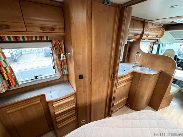 Integrirani avtodom RAPIDO 999 M - Fest/Hubbett - Automatik - 2 x Klima -